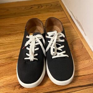 Reef Black Knit Sneakers with White Laces